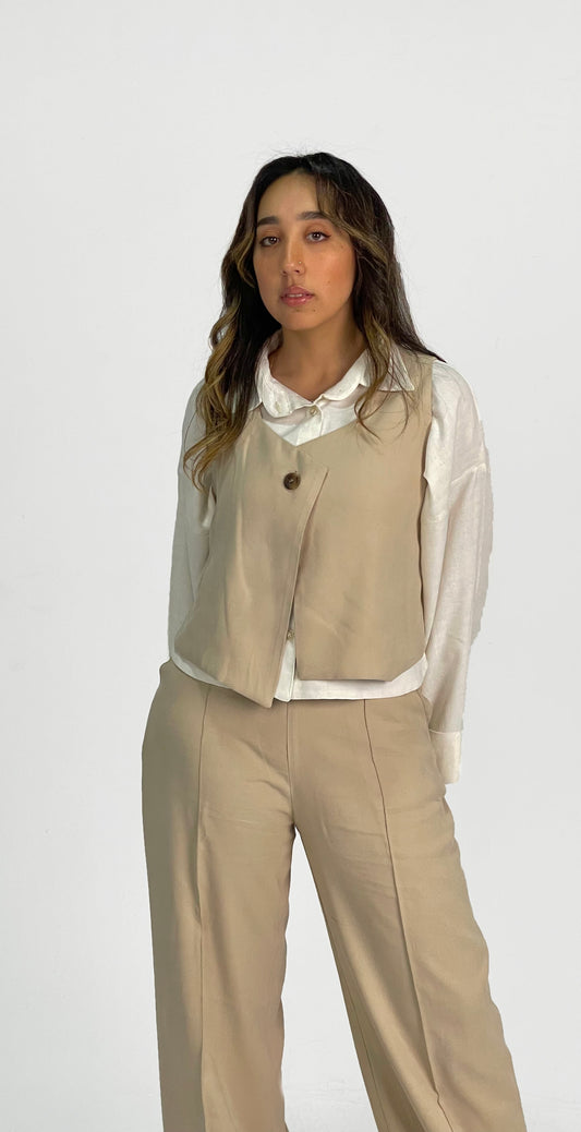 Zeia Vest